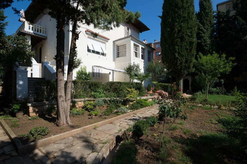 Vintage Villa Magnolia Pula Exterior photo